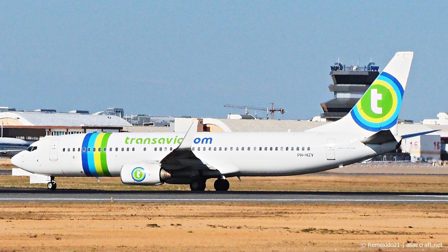 PH-HZV · Boeing 737-8K2(WL) · (FAO / LPFR)