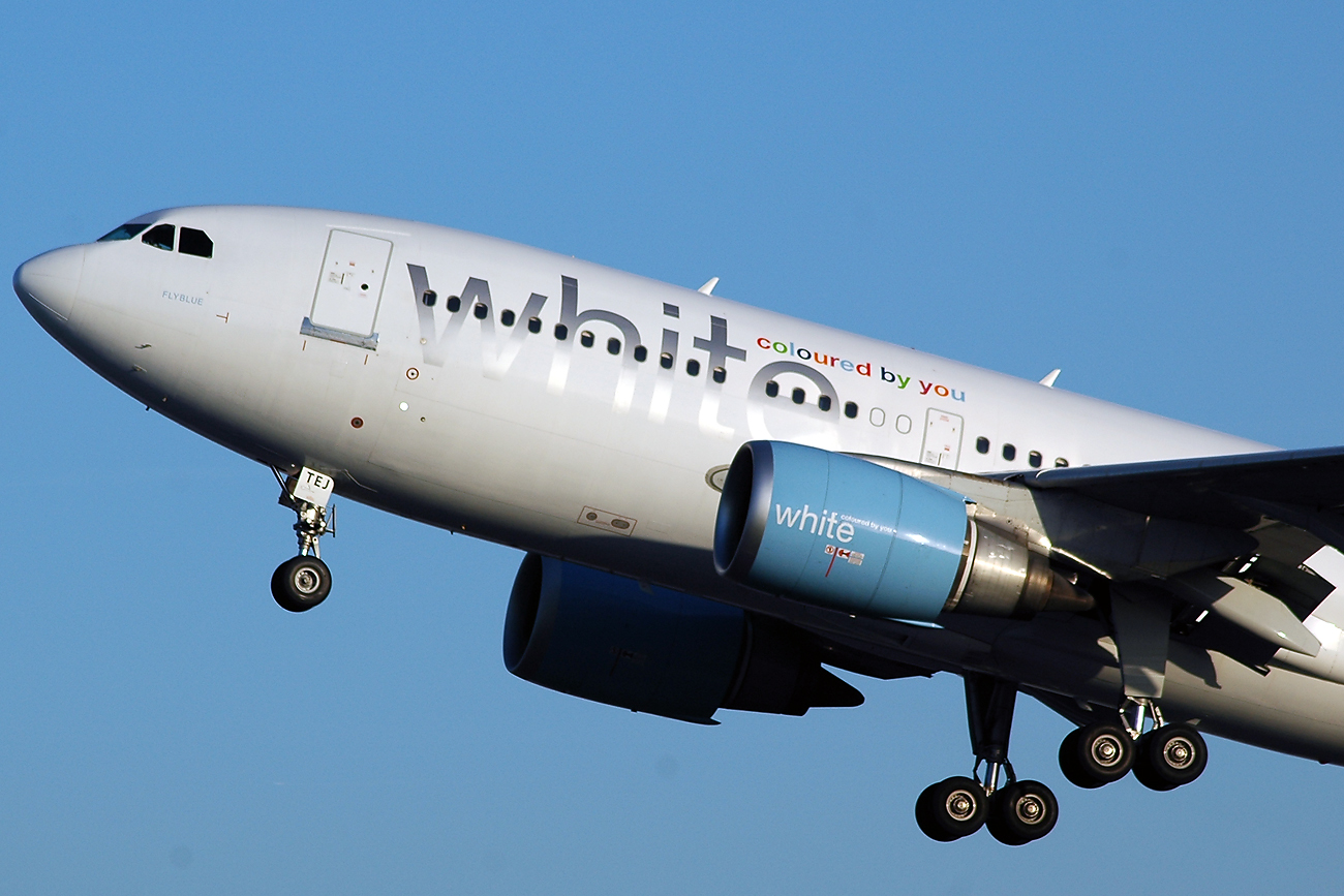 CS-TEJ · Airbus A310-304 · (LIS / LPPT)