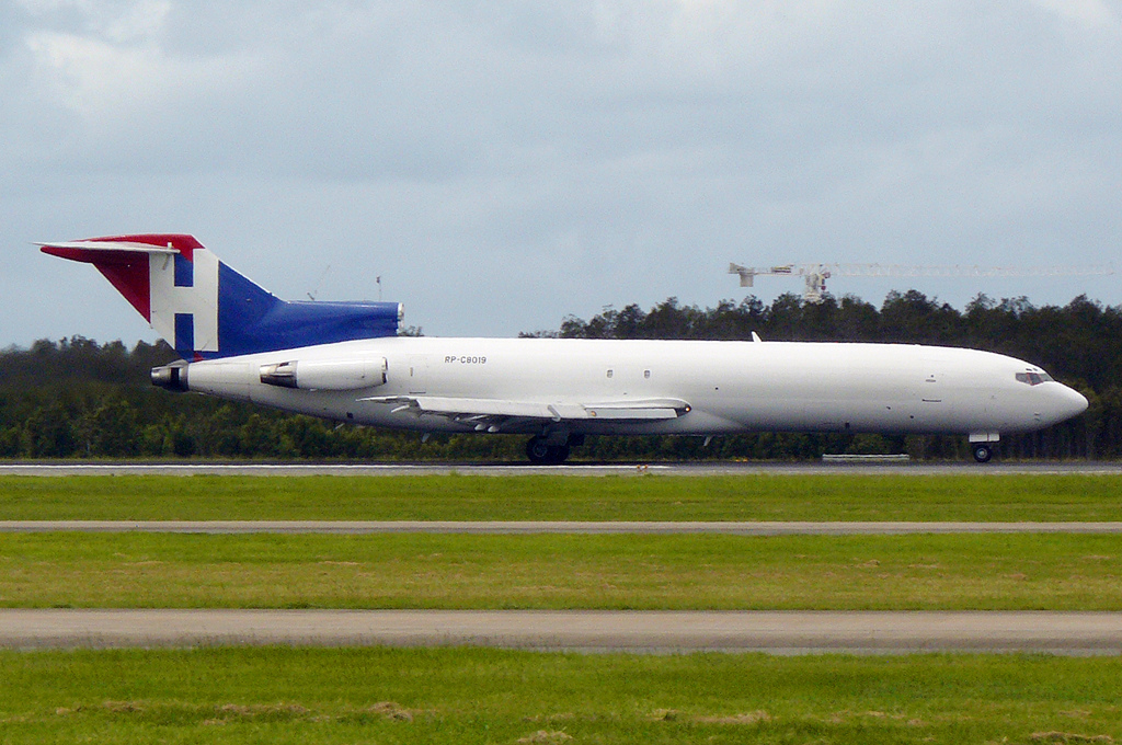 RP-C8019 · Boeing 727-227/Adv · (BNE / YBBN)