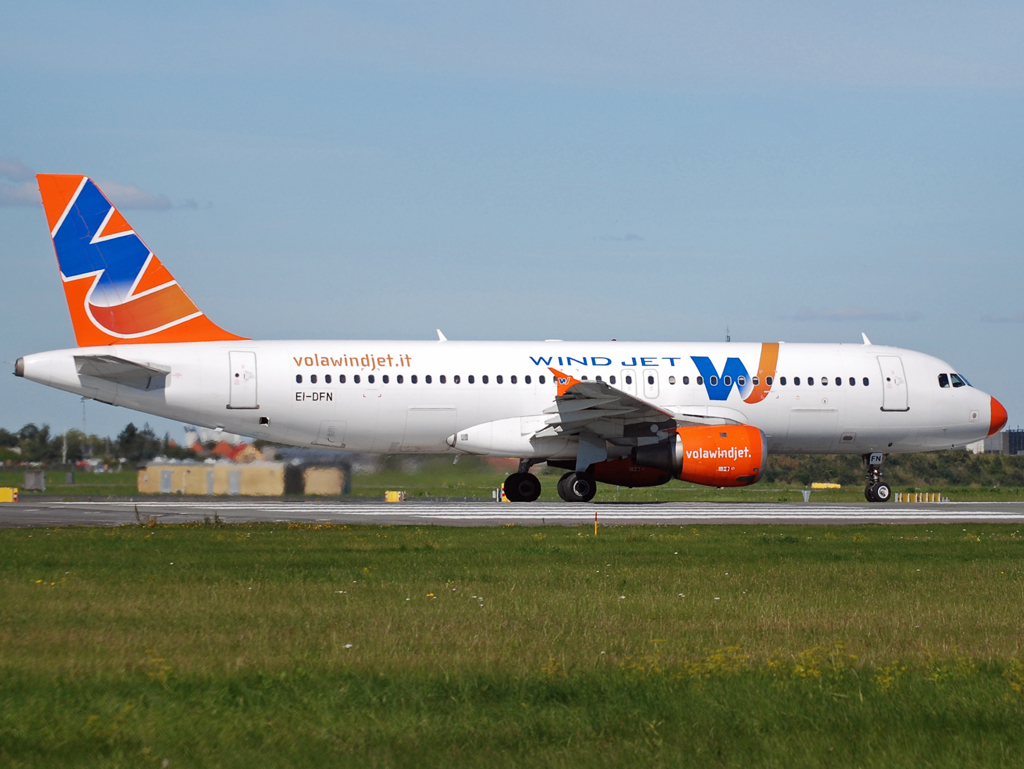 EI-DFN · Airbus A320-211 · (CPH / EKCH)