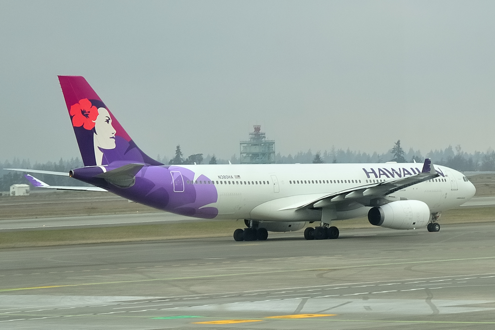 N380HA, (cn 1104), Airbus A330-243