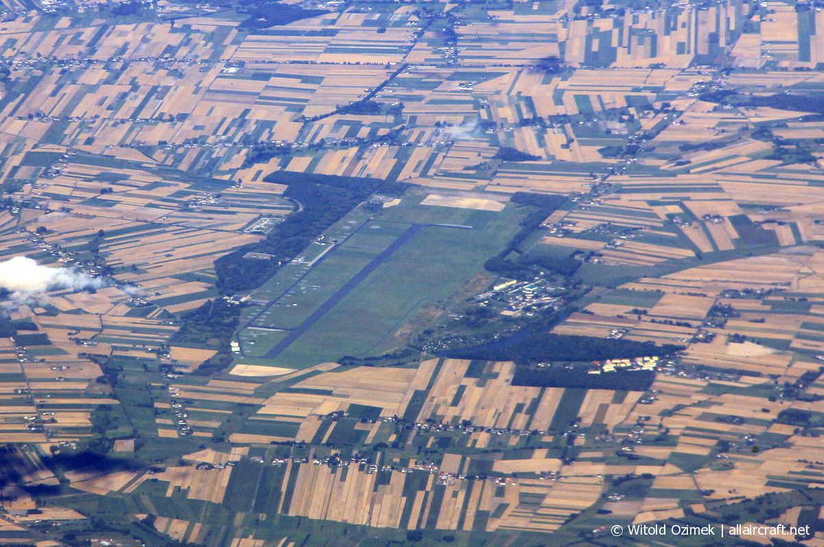 Leczyca Air Base (EPLY) Poland