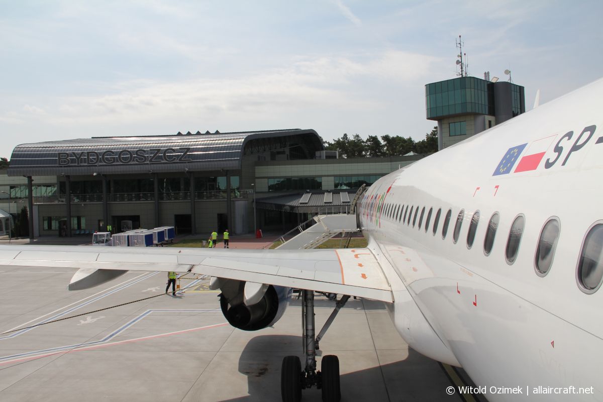 SP-HAF · Airbus A320-214 · (BZG / EPBY)