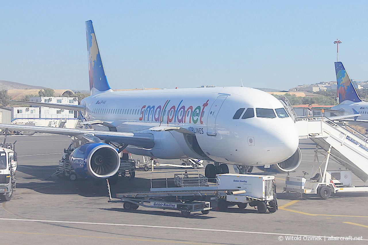 SP-HAI · Airbus A320-233 · (HER / LGIR)
