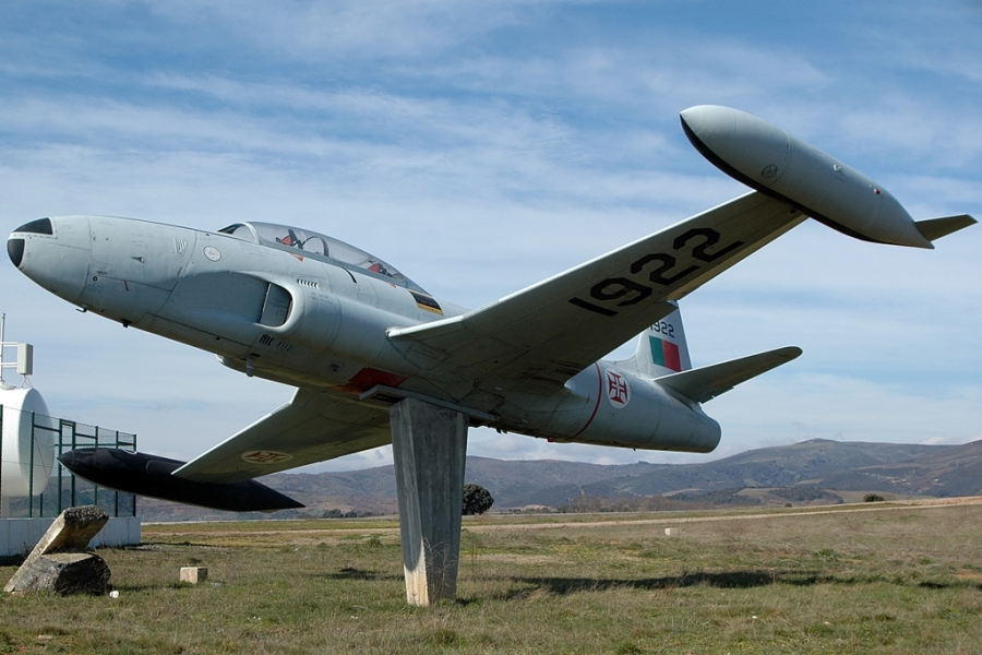 1922 (580-9974) 1956 Lockheed T-33A Shooting Star