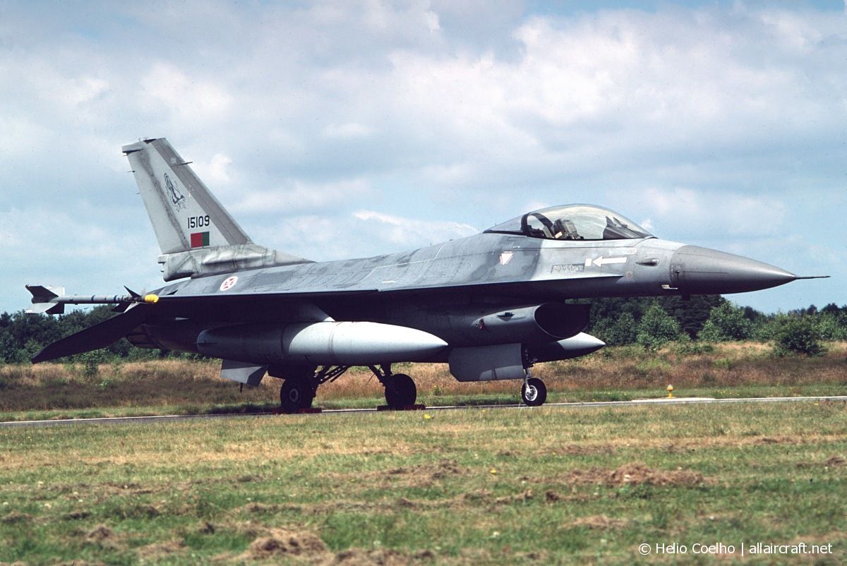 15109 · Lockheed F-16A Fighting Falcon · (BYJ / LPBJ)