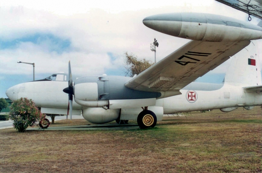 4711 · Lockheed P-2E Neptune · (LPST)