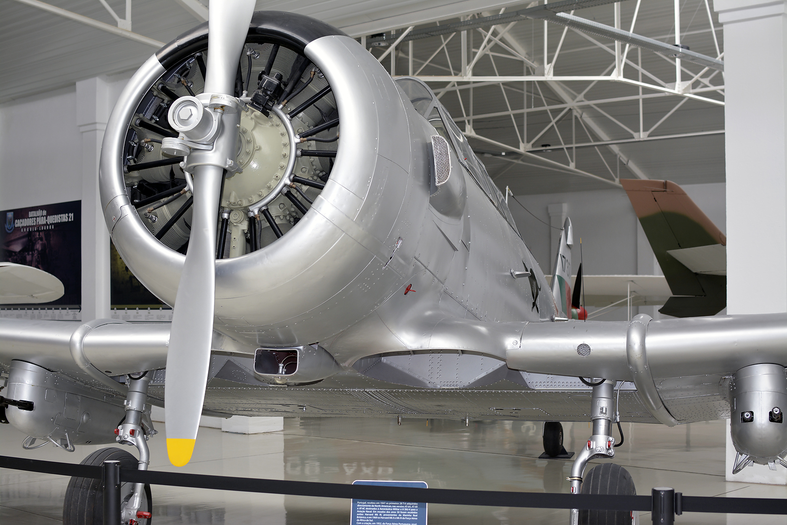 1737, (cn CCF-4-521), North-American T-6G Texan