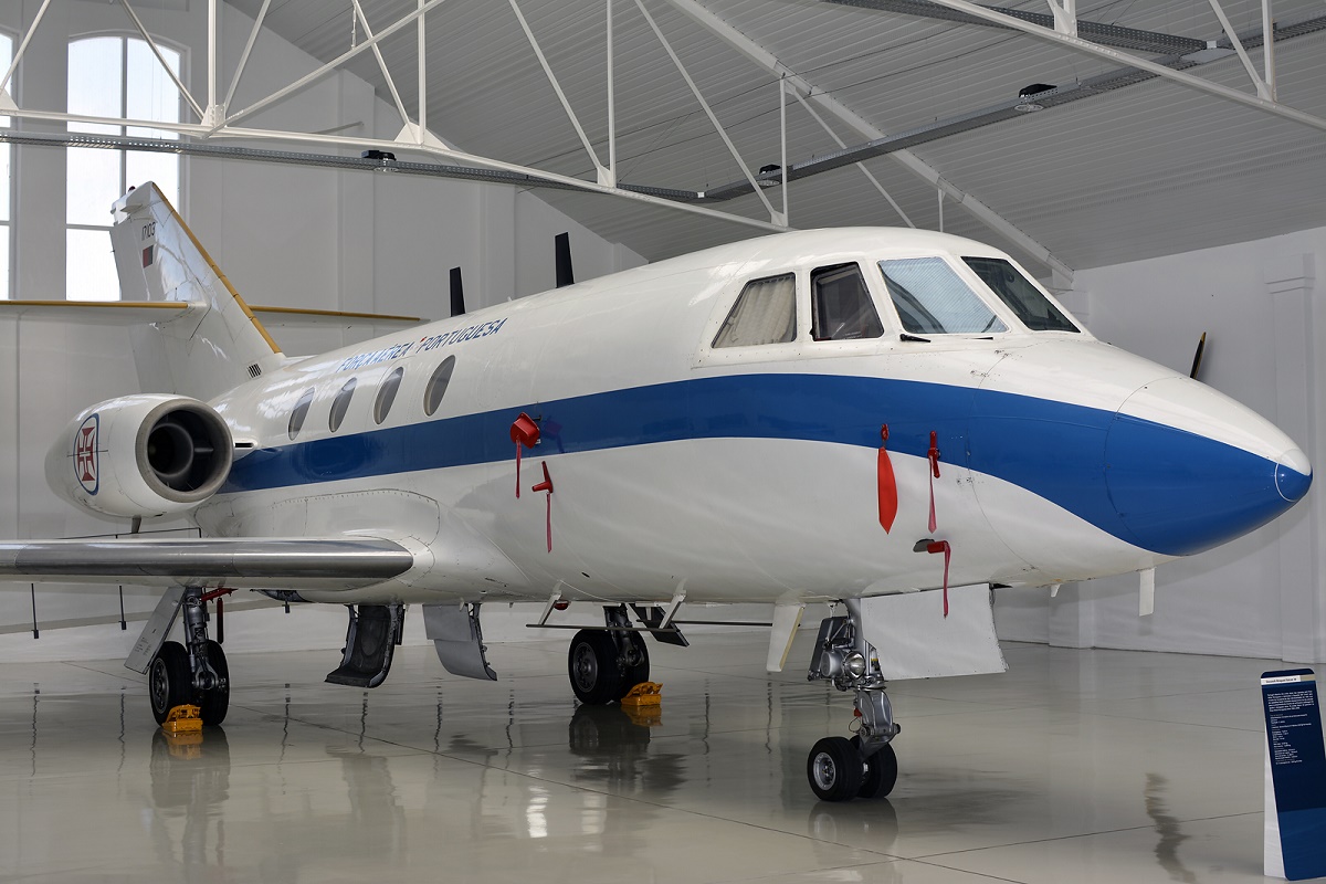 17103 (217) 1969 Dassault Falcon 20D