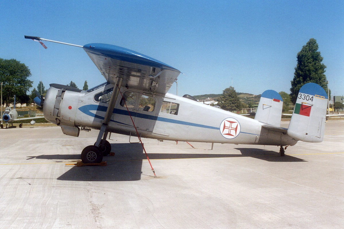 3304 · Max Holste MH-1521C Broussard · -