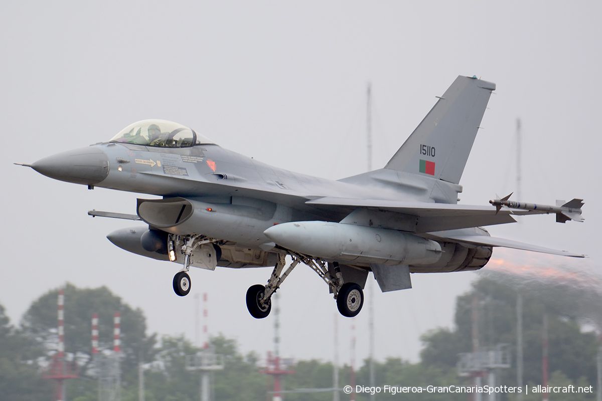 15110 · General Dynamics F-16AM Fighting Falcon · (LFBM)