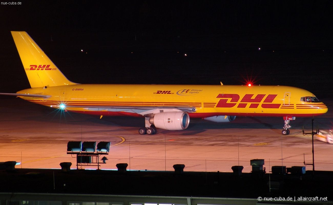 G-BMRH (24266) 1989 Boeing 757-236(SF)