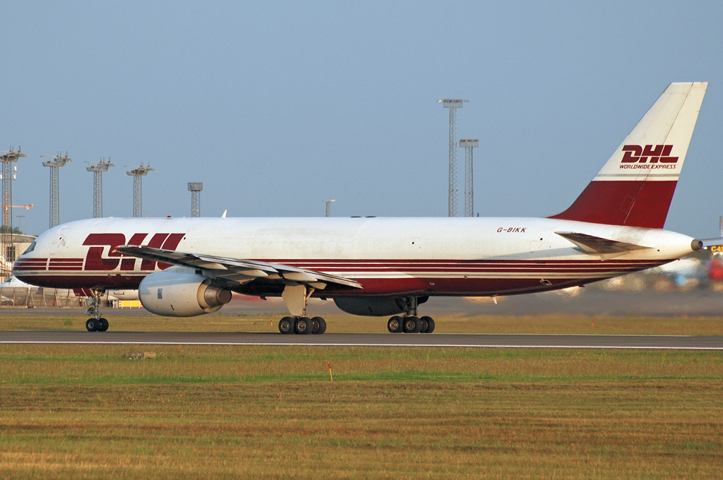 G-BIKK · Boeing 757-236(SF) · (CPH / EKCH)