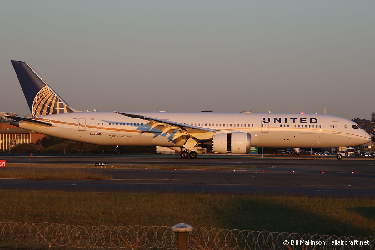 N38950 (36401) 2014 Boeing 787-9 Dreamliner