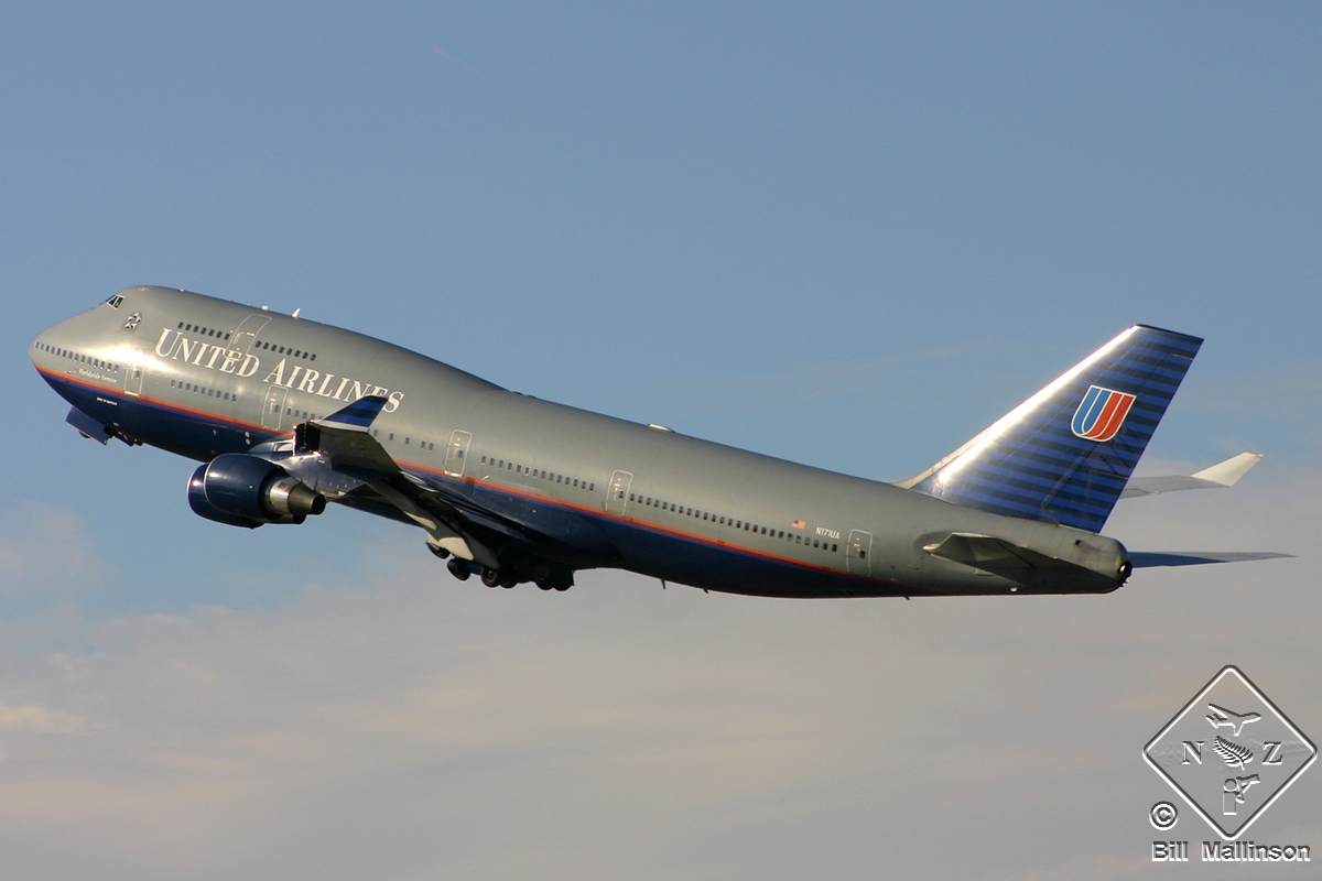 N171UA · Boeing 747-422 · (SYD / YSSY)