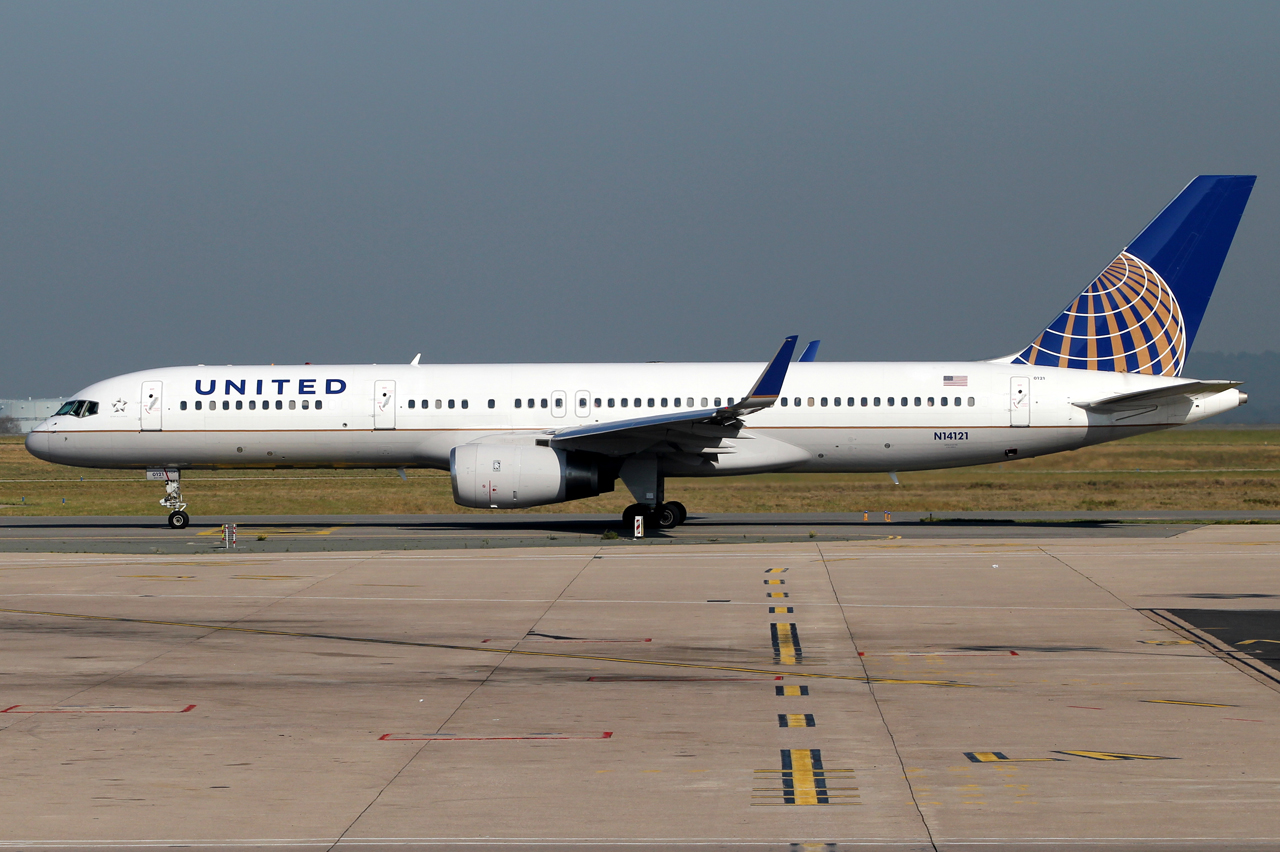 N14121, (cn 27563/766), Boeing 757-224