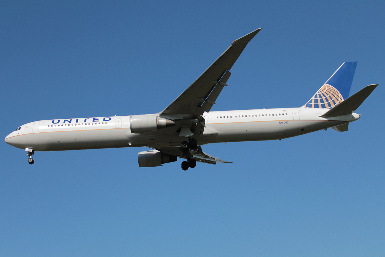 N76062 (29457) 2002 Boeing 767-424(ER)