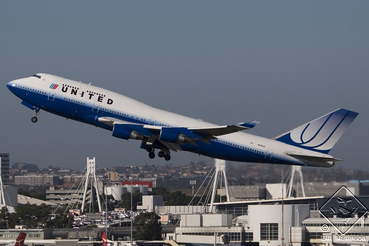 N174UA · Boeing 747-422 · (CHC / NZCH)