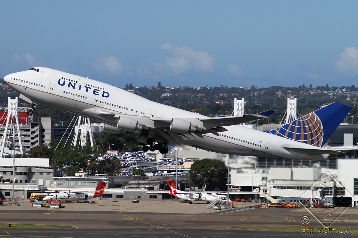 N117UA (28810) 1999 Boeing 747-422