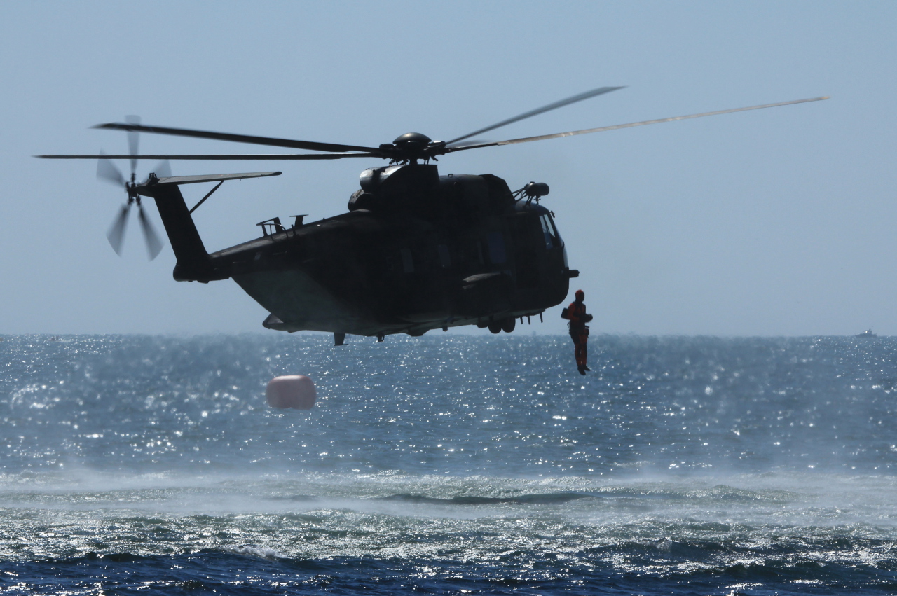MM80985 / 15-14 (6212) Agusta HH-3F Pelican
