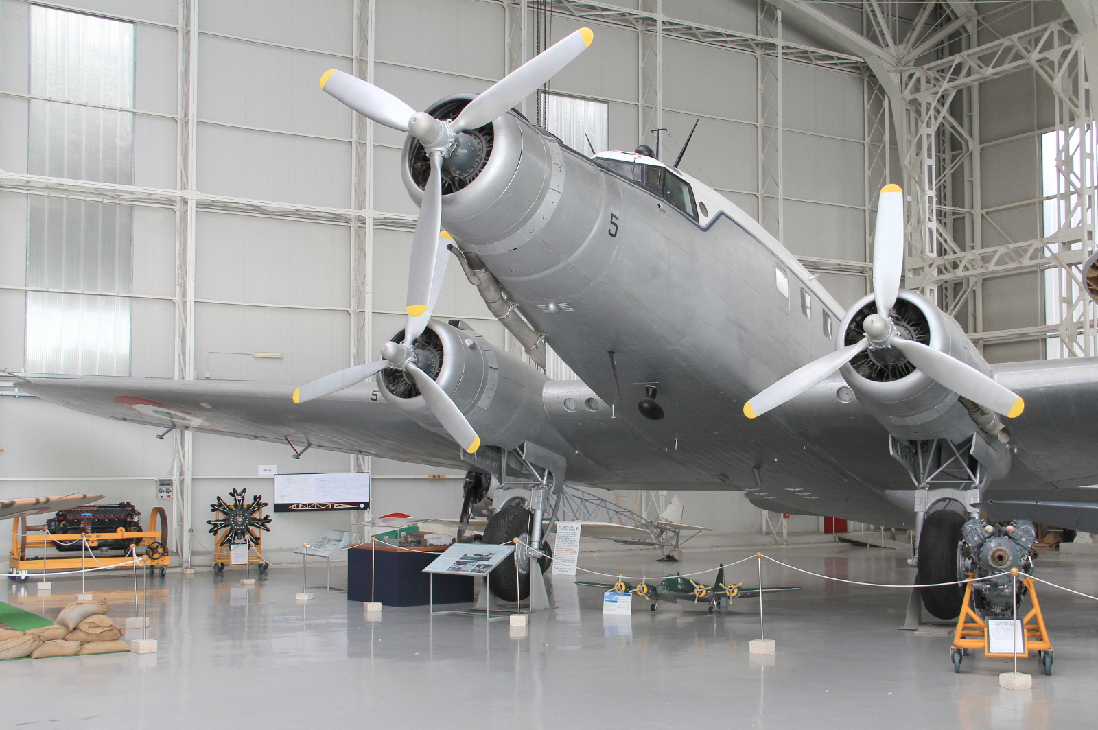 MM61804 · Fiat G-212AV · (LIRB)
