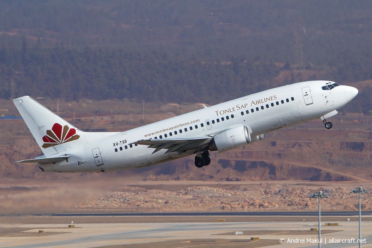 XU-TSD · Boeing 737-382 · (KMG / ZPPP)