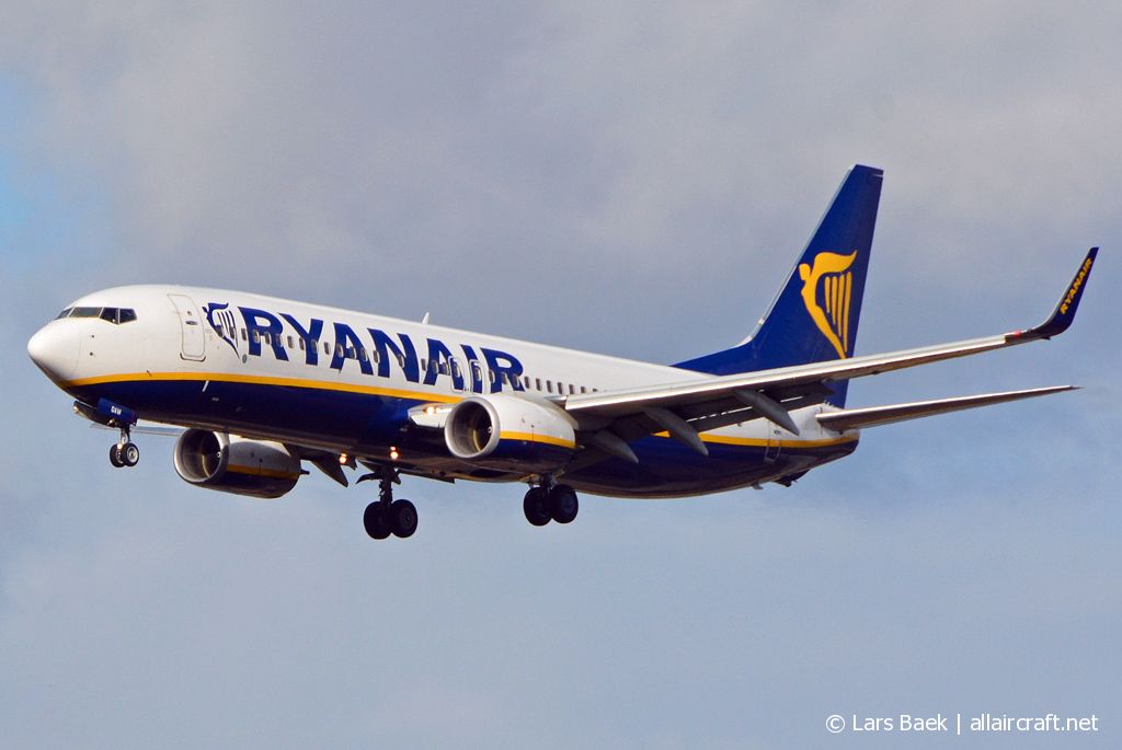 9H-QAW (44698) 2015 Boeing 737-8AS(WL)