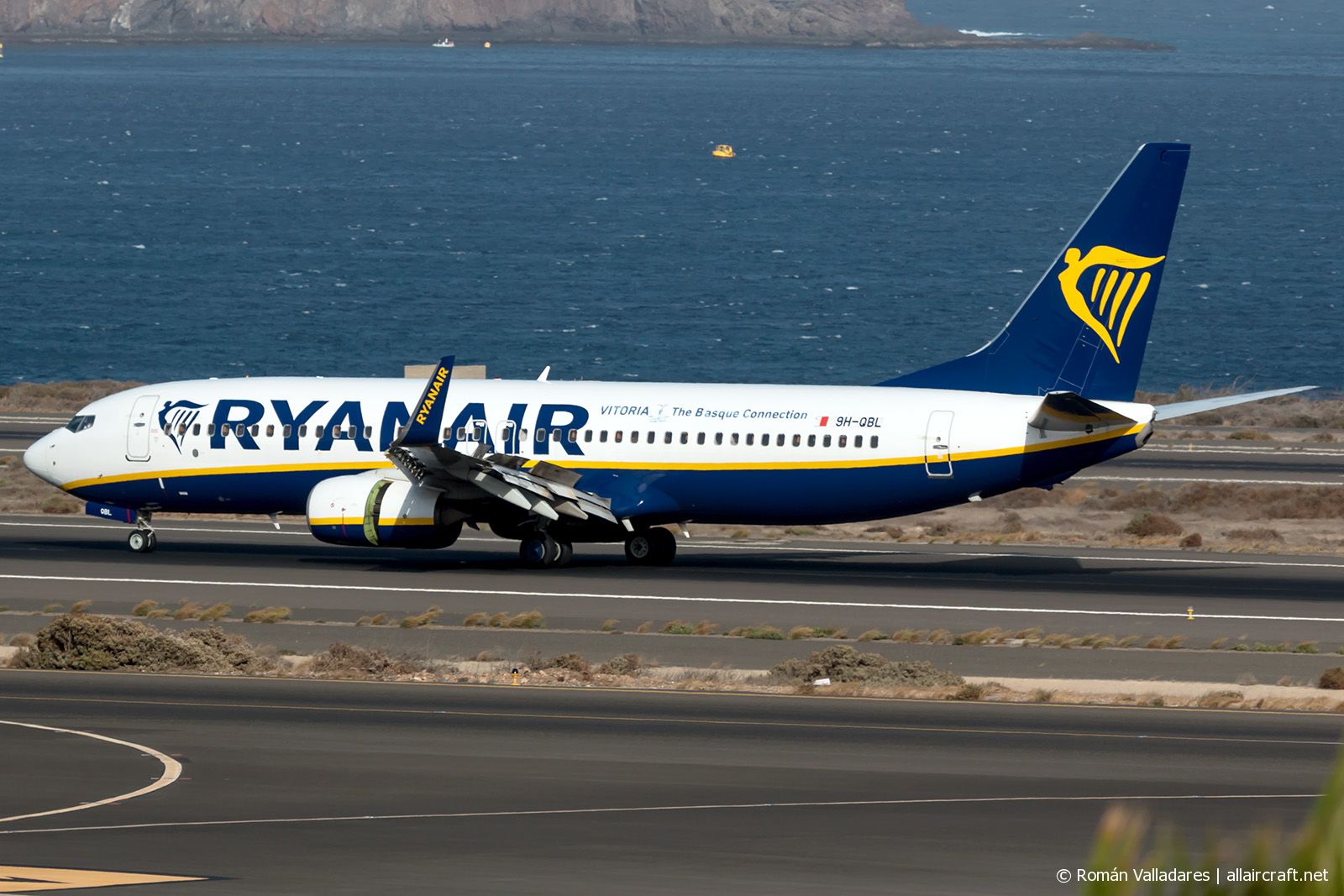 9H-QBL (44709) 2015 Boeing 737-8AS WL