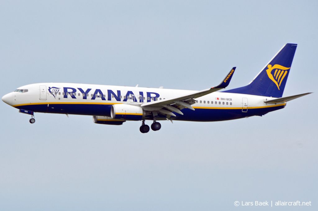 9H-QCB (44723) 2016 Boeing 737-8AS WL