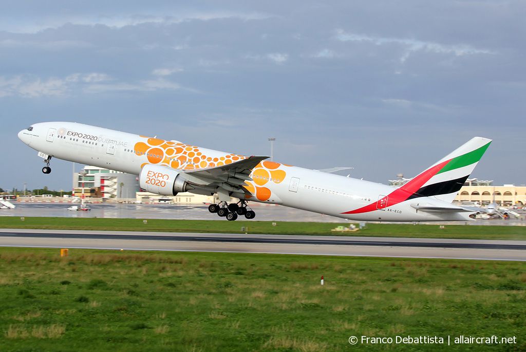 A6-ECD (32795) 2007 Boeing 777-36N(ER)