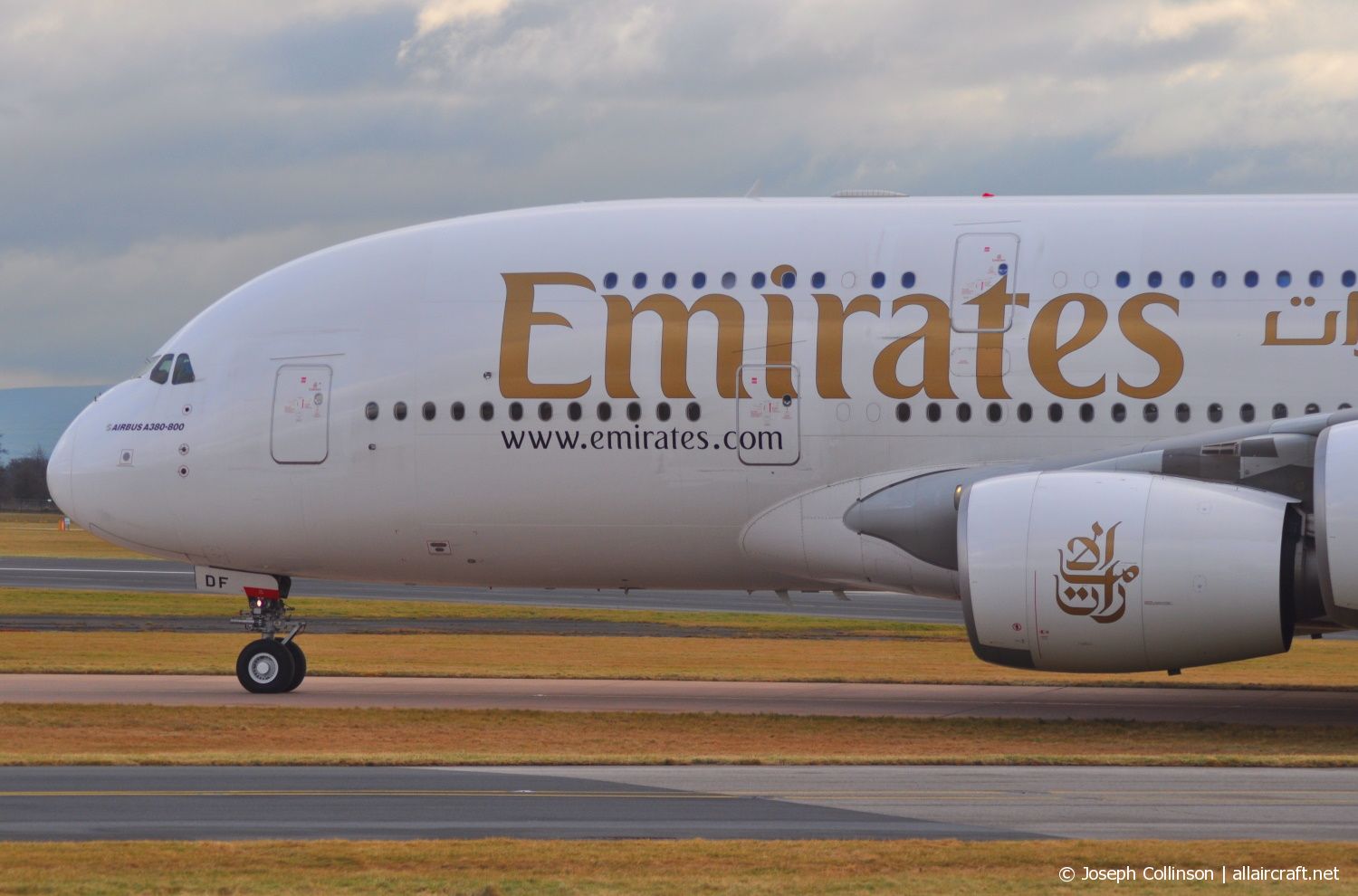 A6-EDF (007) 2006 Airbus A380-861
