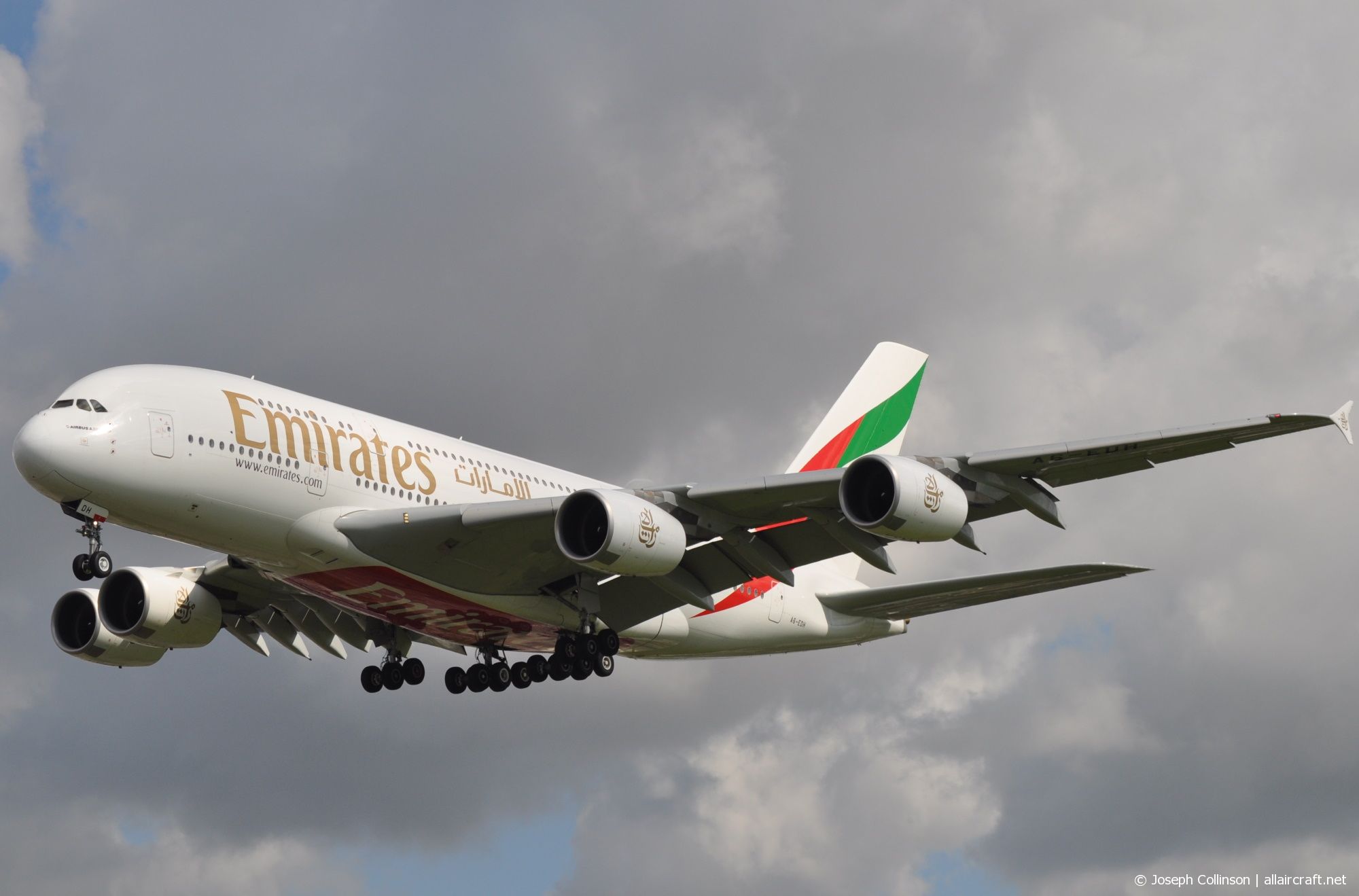 A6-EDH · Airbus A380-861 · (LHR / EGLL)