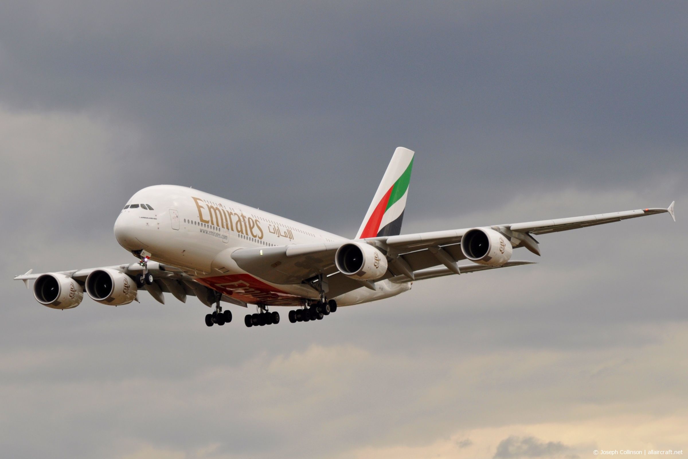 A6-EDI (028) 2009 Airbus A380-861
