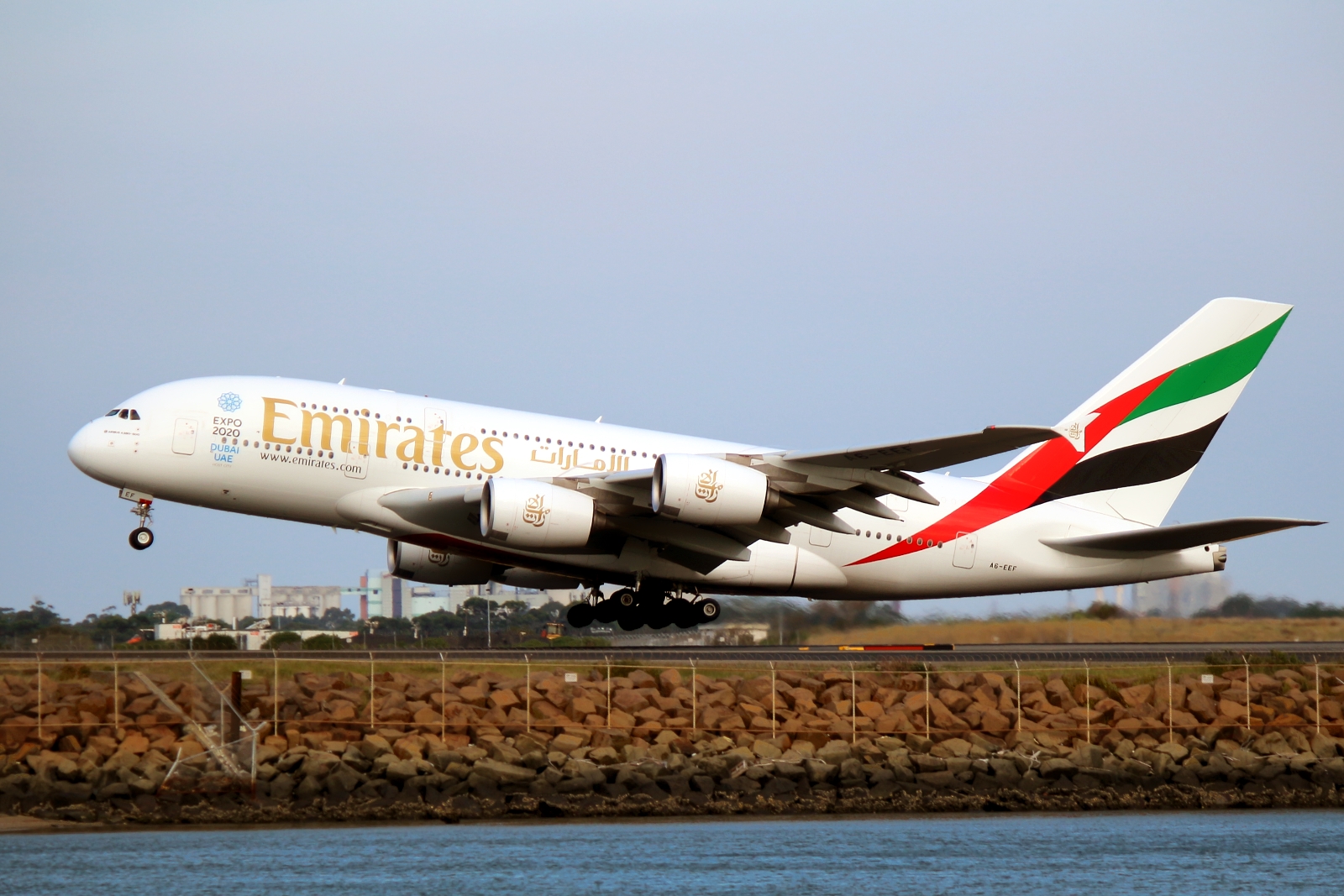 A6-EEF (113) 2012 Airbus A380-861