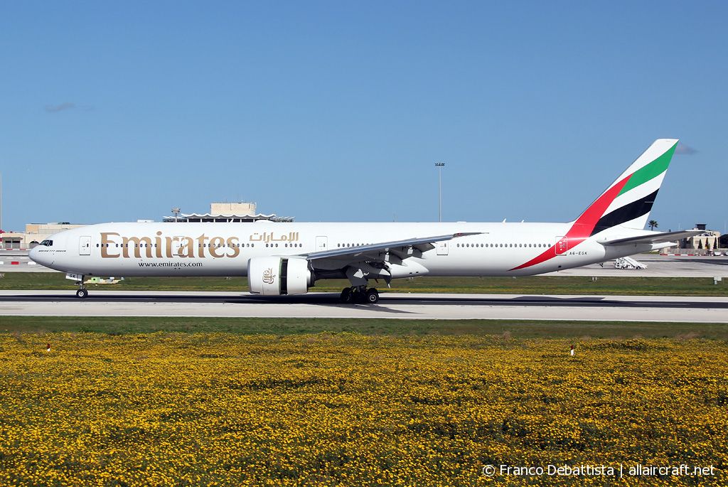 A6-EGK · Boeing 777-31H/ER · (MLA / LMML)