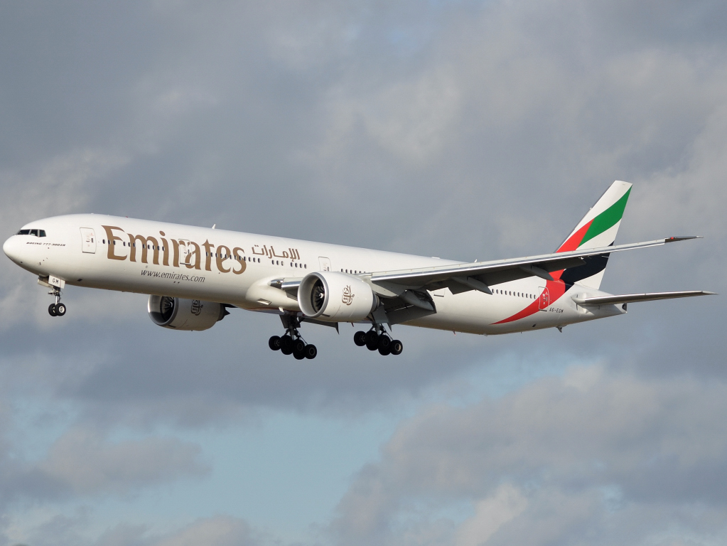 A6-EGM · Boeing 777-31H/ER · (CPH / EKCH)