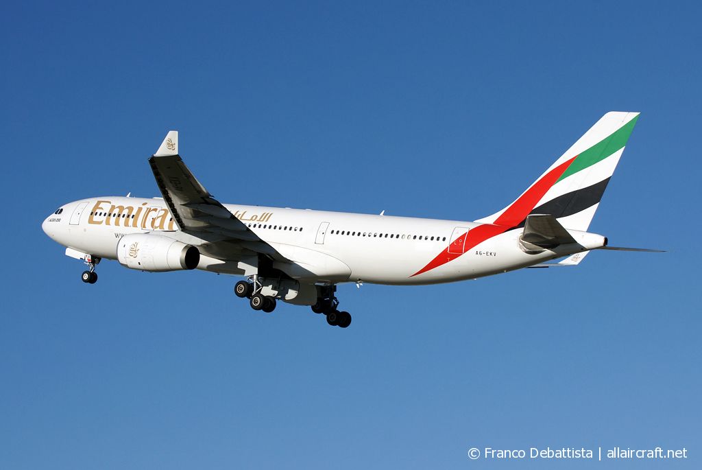 A6-EKV · Airbus A330-243 · (MLA / LMML)