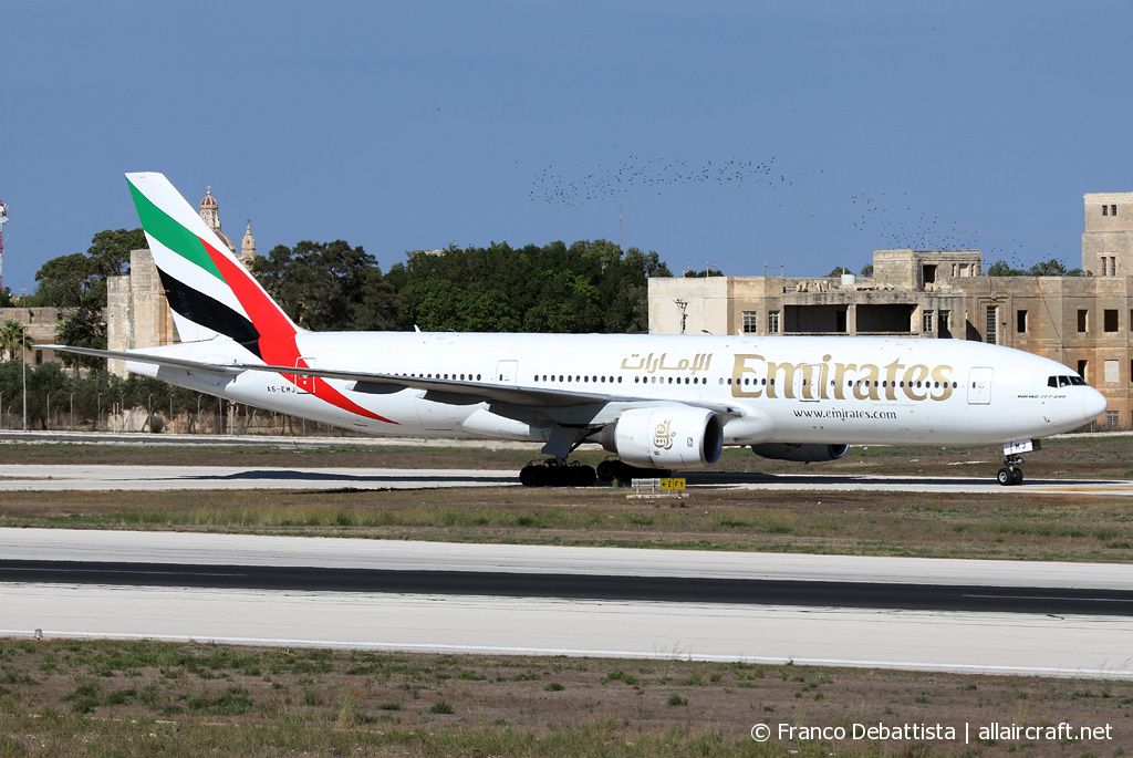 A6-EMJ (27253) 1997 Boeing 777-21H ER