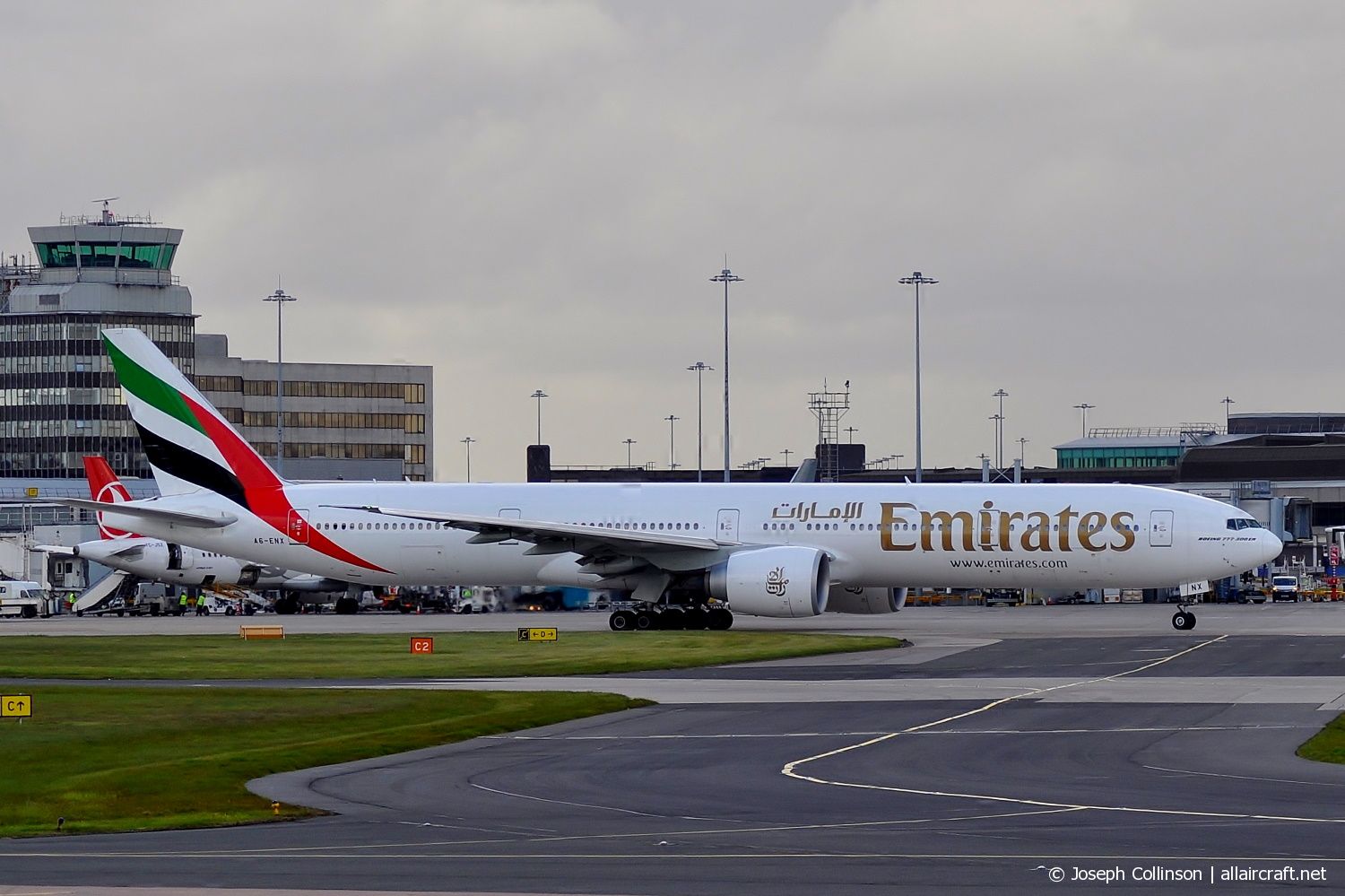 A6-ENX · Boeing 777-31H(ER) · (MAN / EGCC)