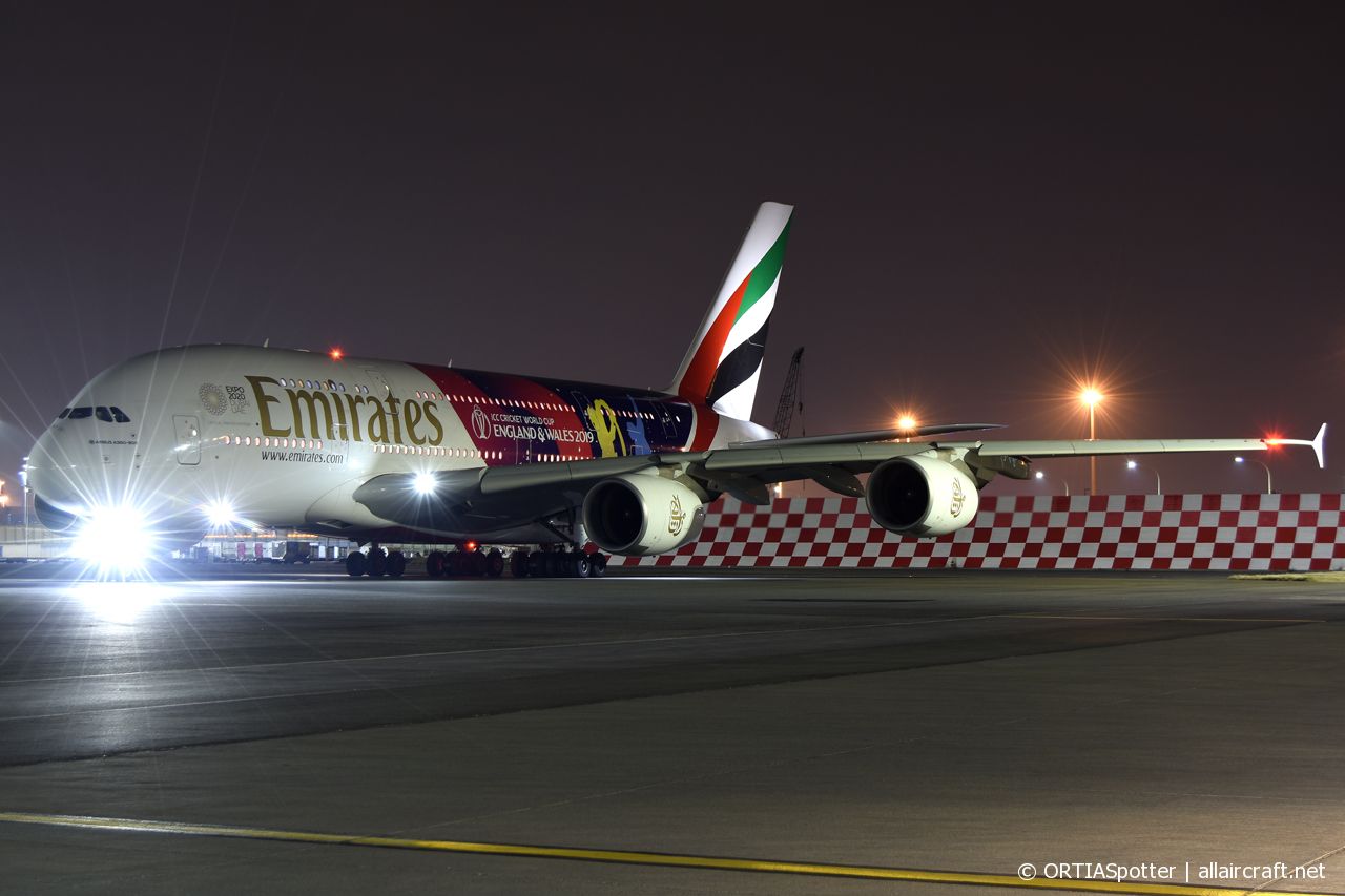 A6-EOH (174) 2014 Airbus A380-861