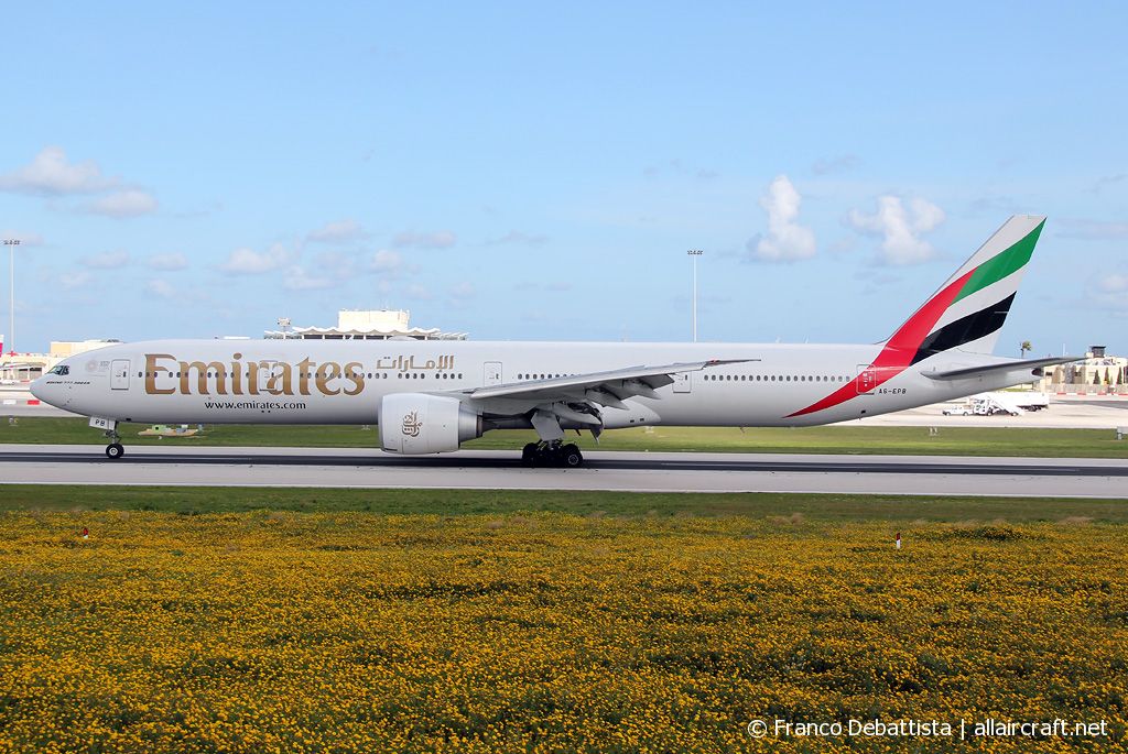 A6-EPB · Boeing 777-31H/ER · (MLA / LMML)