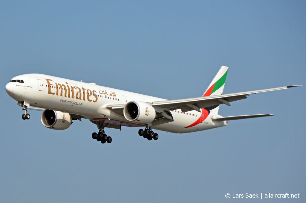 A6-EPG (42326) 2015 Boeing 777-31H(ER)