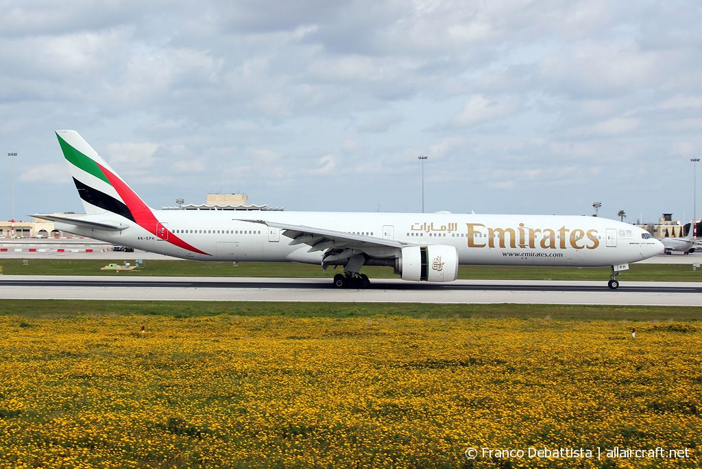 A6-EPH (42327) 2015 Boeing 777-31H ER