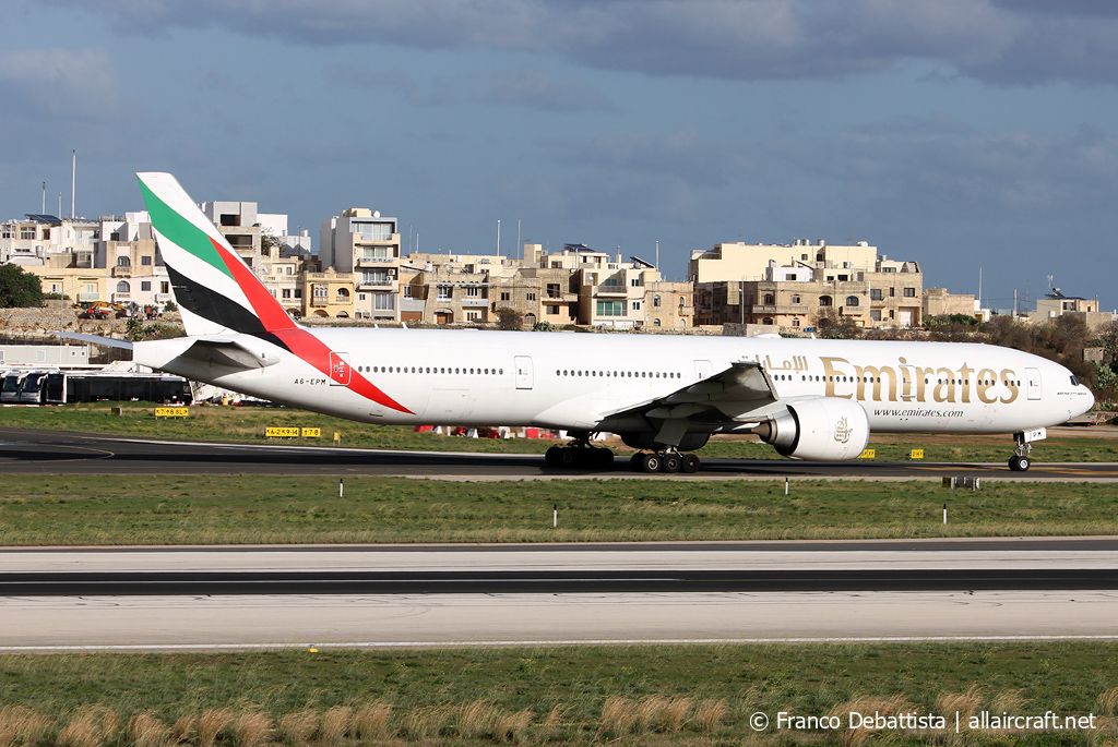 A6-EPM · Boeing 777-31H/ER · (MLA / LMML)