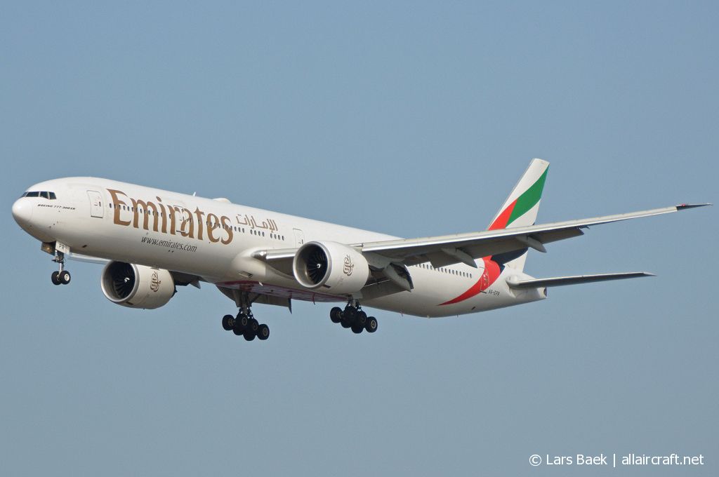A6-EPR · Boeing 777-31H/ER · (CPH / EKCH)