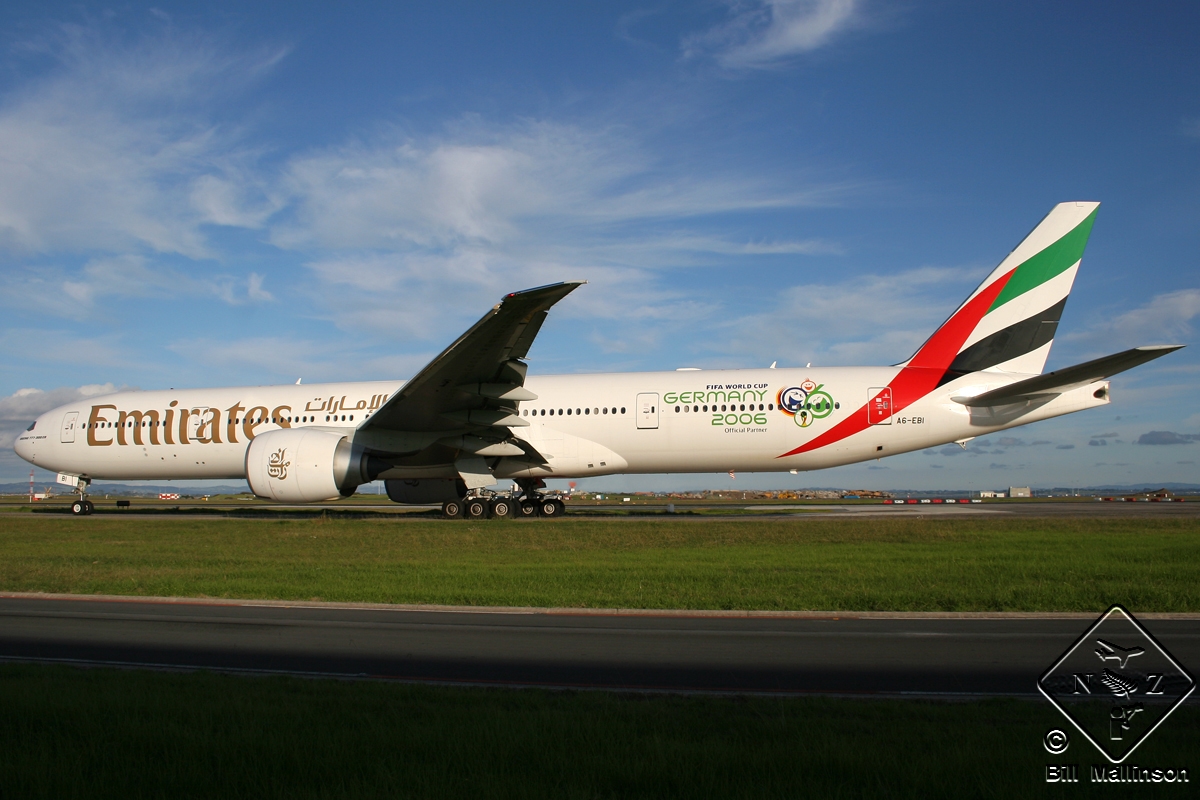 A6-EBI · Boeing 777-36N/ER · (AKL / NZAA)