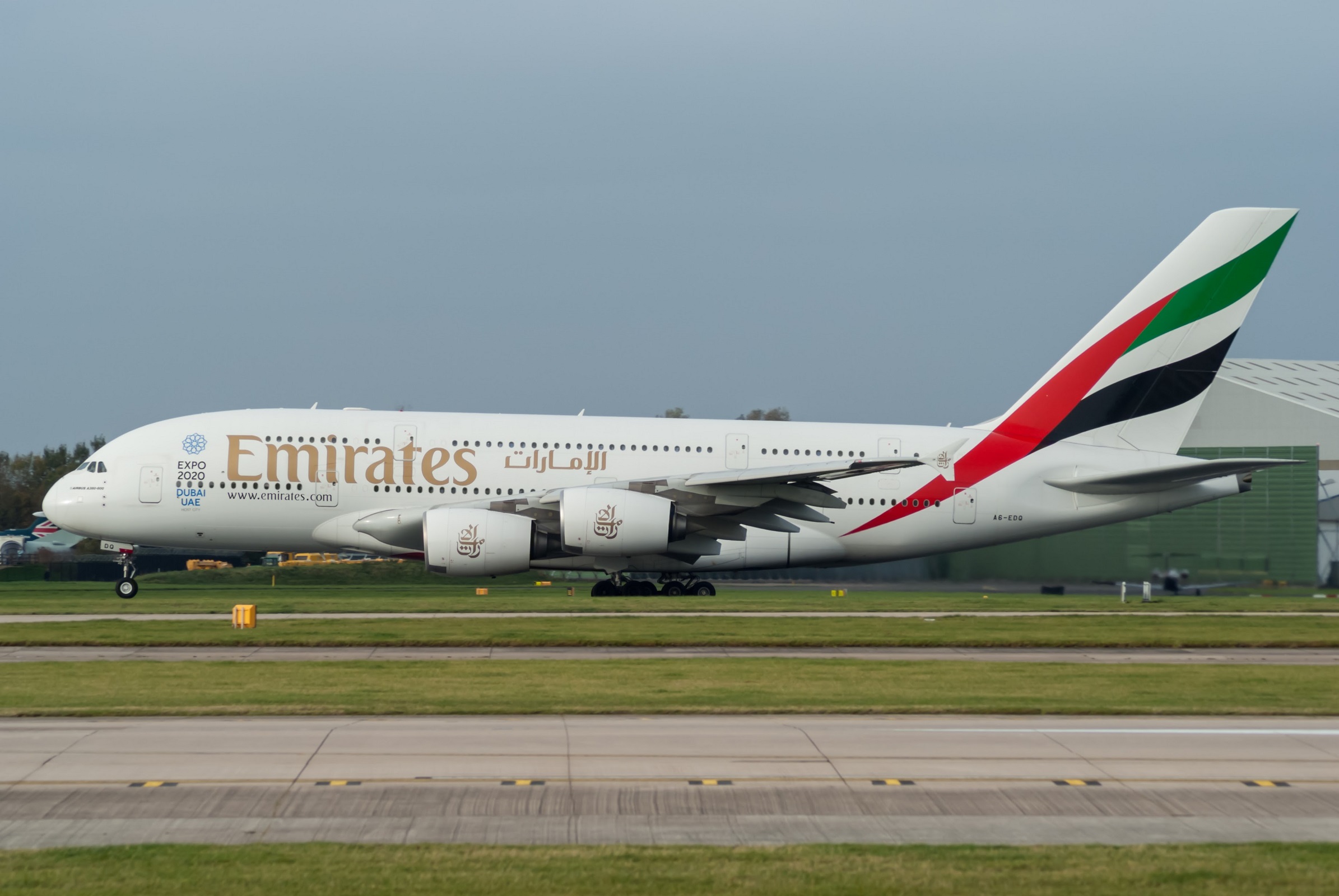 A6-EDQ (080) 2011 Airbus A380-861