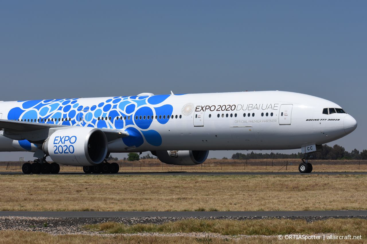 A6-ECC · Boeing 777-36NER · (JNB / FAOR)
