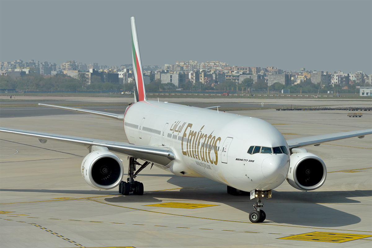 A6-EMU (29064) 2002 Boeing 777-31H