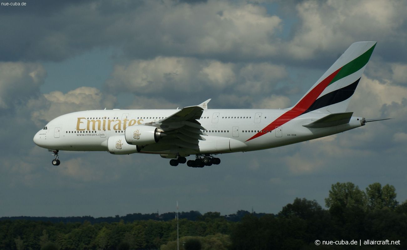 A6-EDN (056) 2010 Airbus A380-861